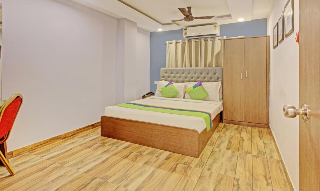 Hotel Royal Crowne Near Kolkata Airport Bagian luar foto