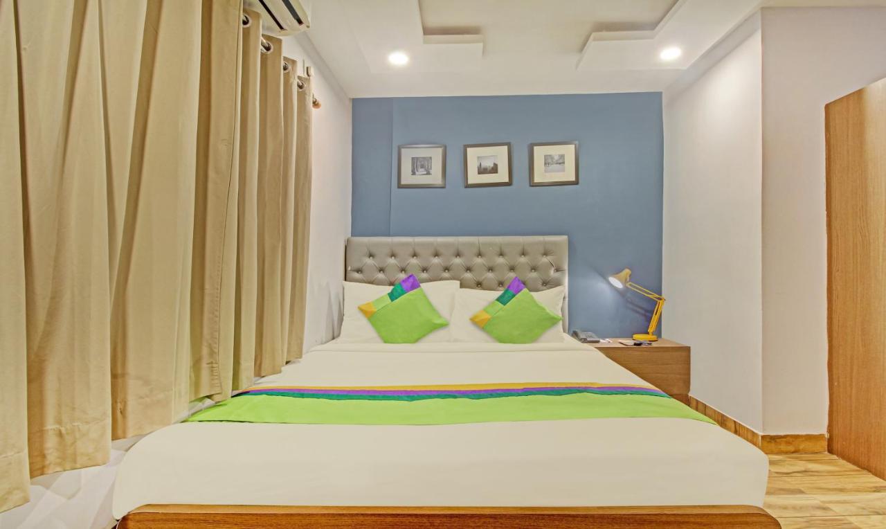 Hotel Royal Crowne Near Kolkata Airport Bagian luar foto